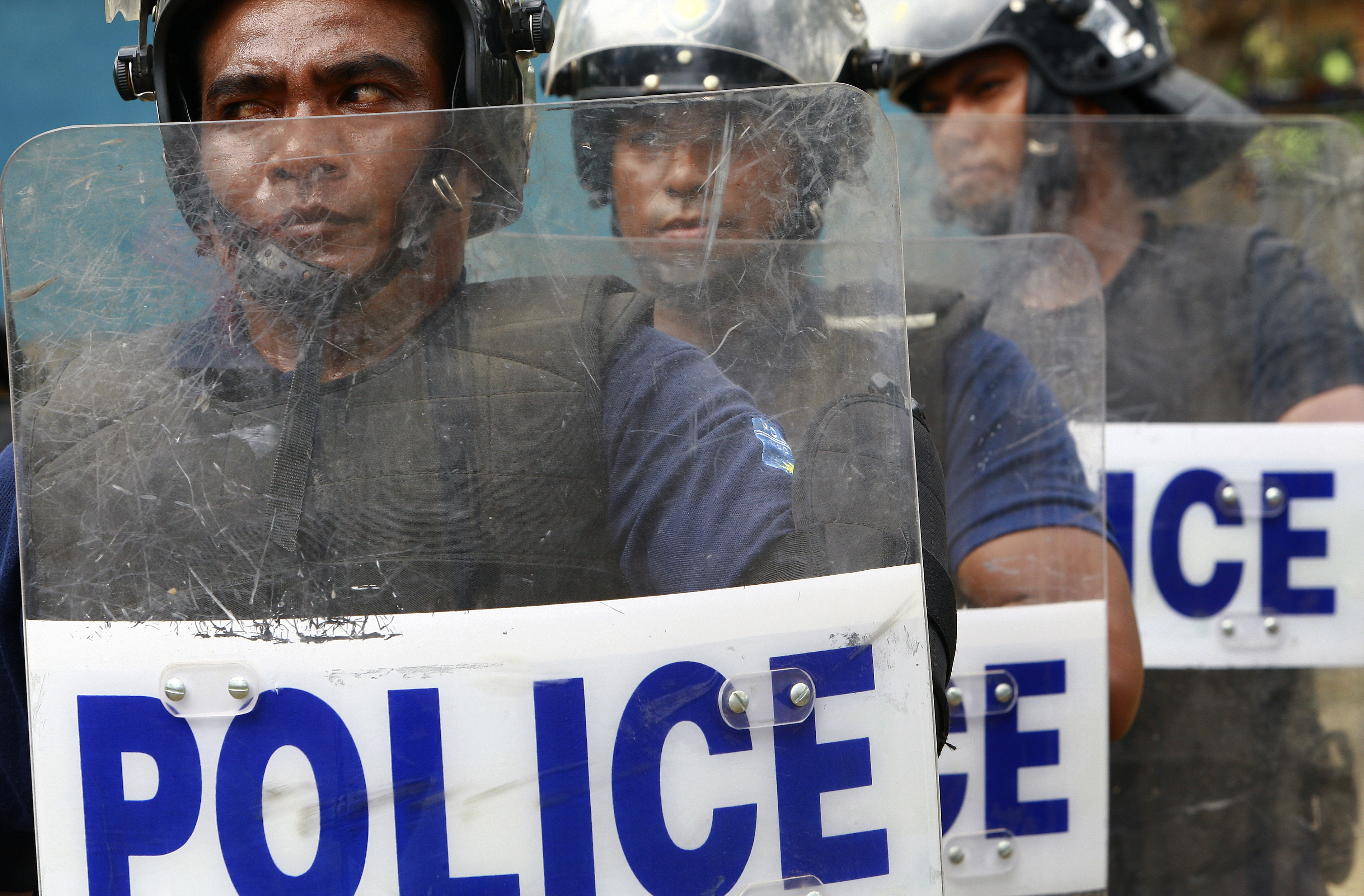 Timorese police officers perform a tactical demonstration exercise after a 3-week training by UN Police in UNMIT in August 2008. UN photo: Martine Perret