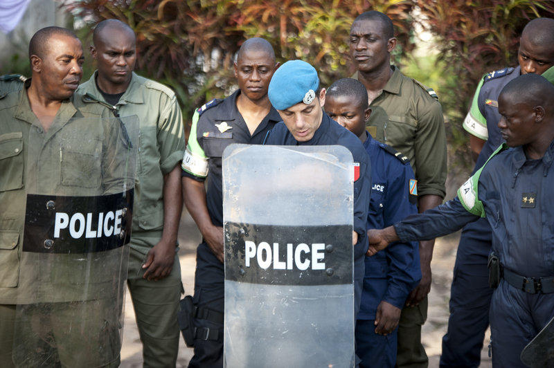 SPC Public Order Advisor, conducting an evaluation of potential trainers among AU personnel in June 2014, before they were re-hatted as FPU personnel of MINUSCA. UN Photo: Catianne Tijerina