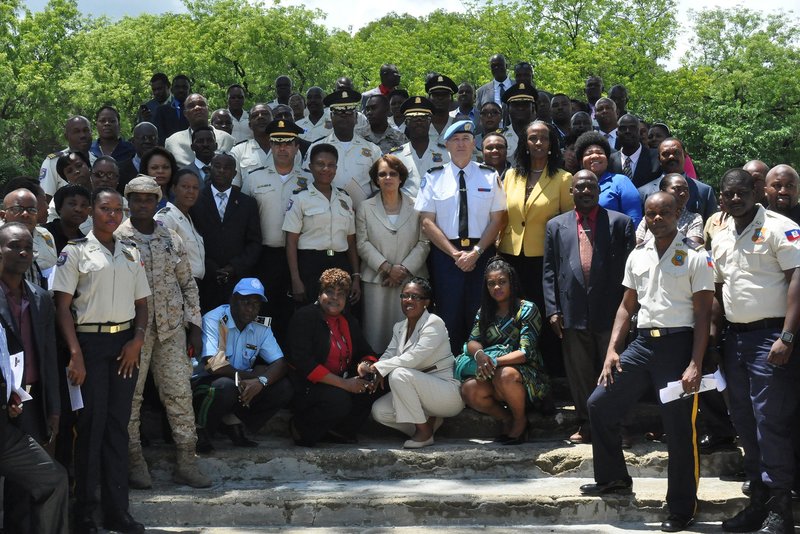 On 13 September, the specialized team conducted a workshop for over 100 law enforcement personnel in Haiti on how to investigate sexual and gender-based violence. Photo: MINUSTAH/ Ange Sebutege